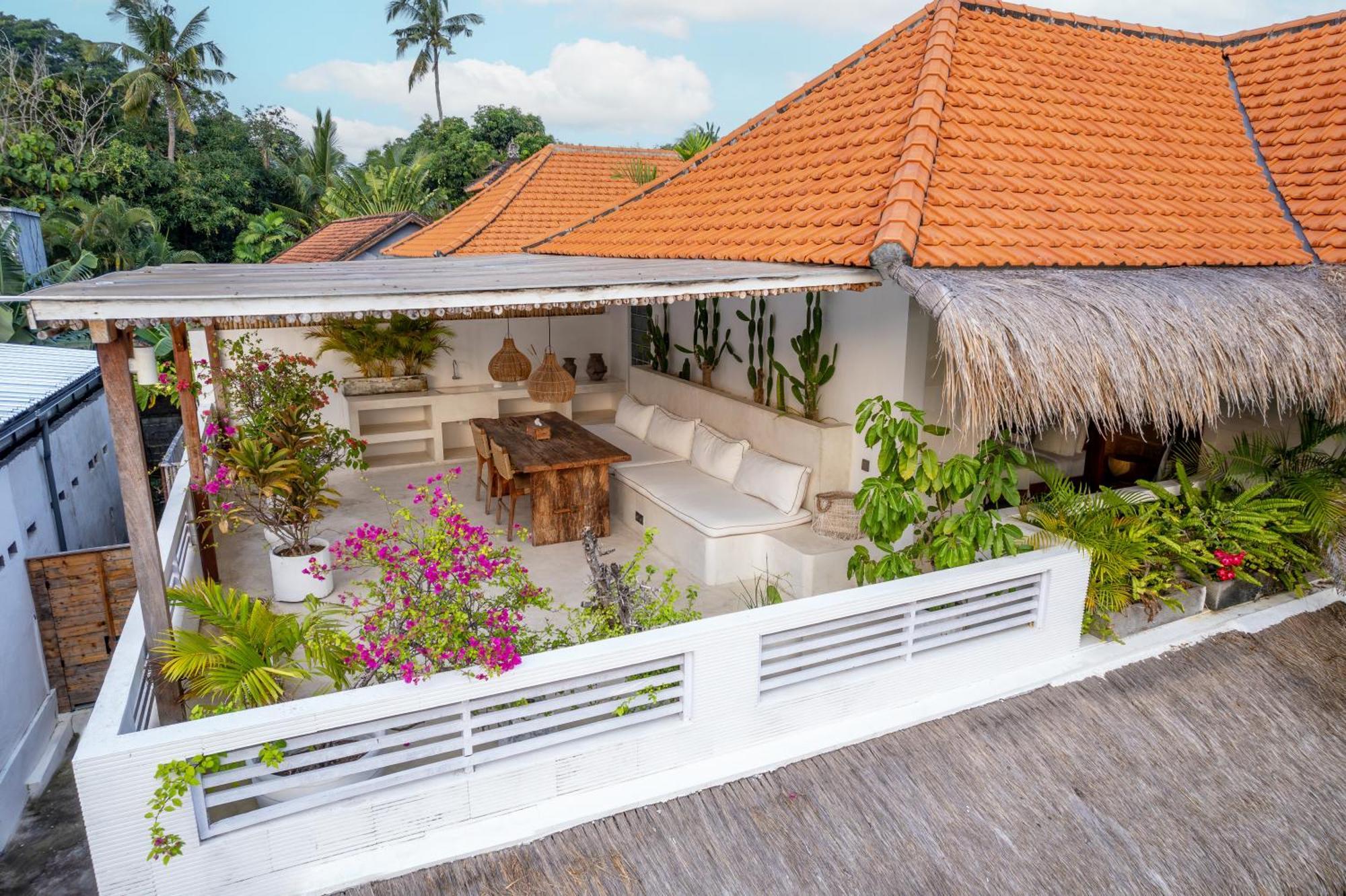 Turan Casa Auri Seminyak Villa Exterior foto