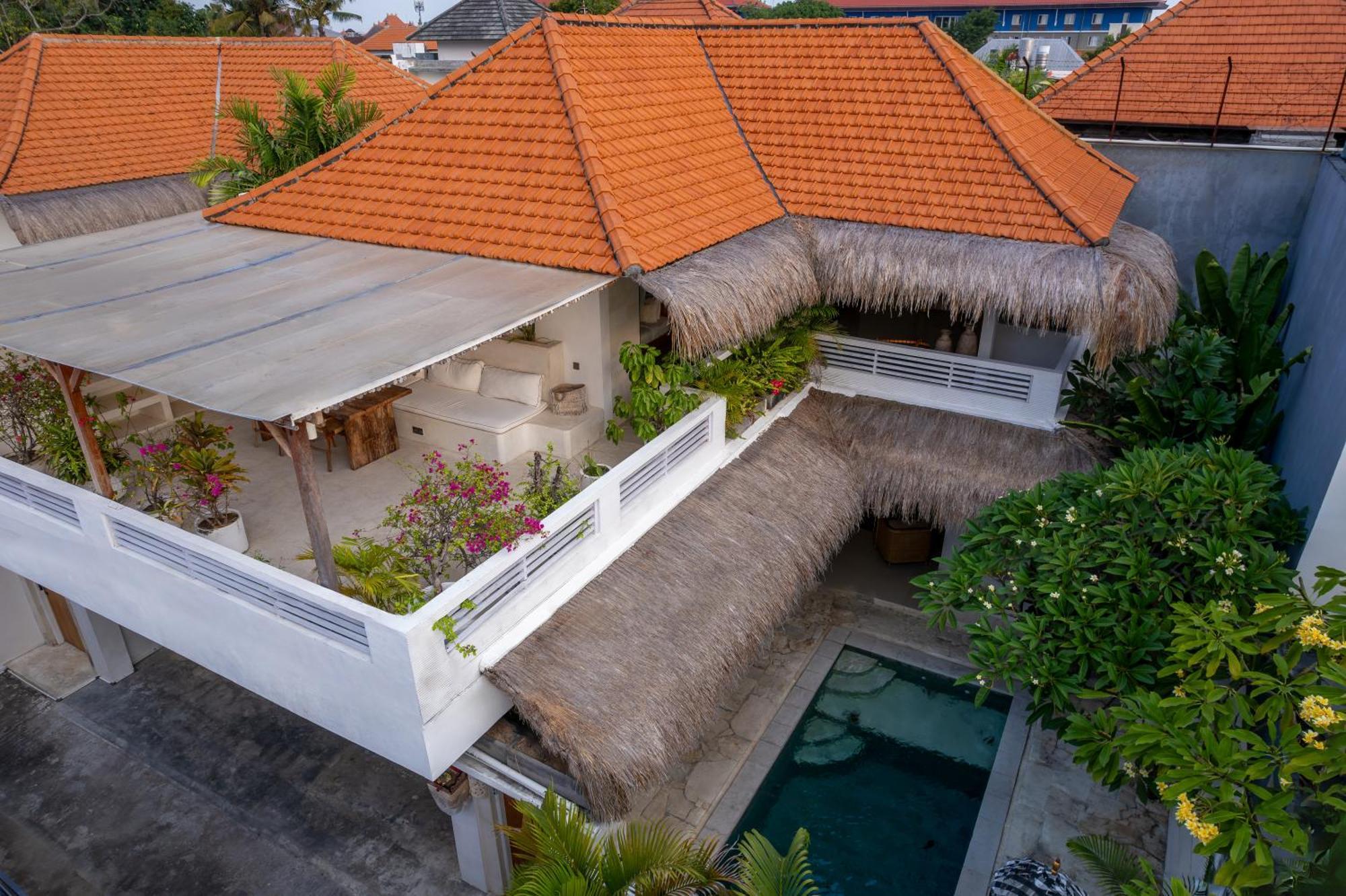Turan Casa Auri Seminyak Villa Exterior foto