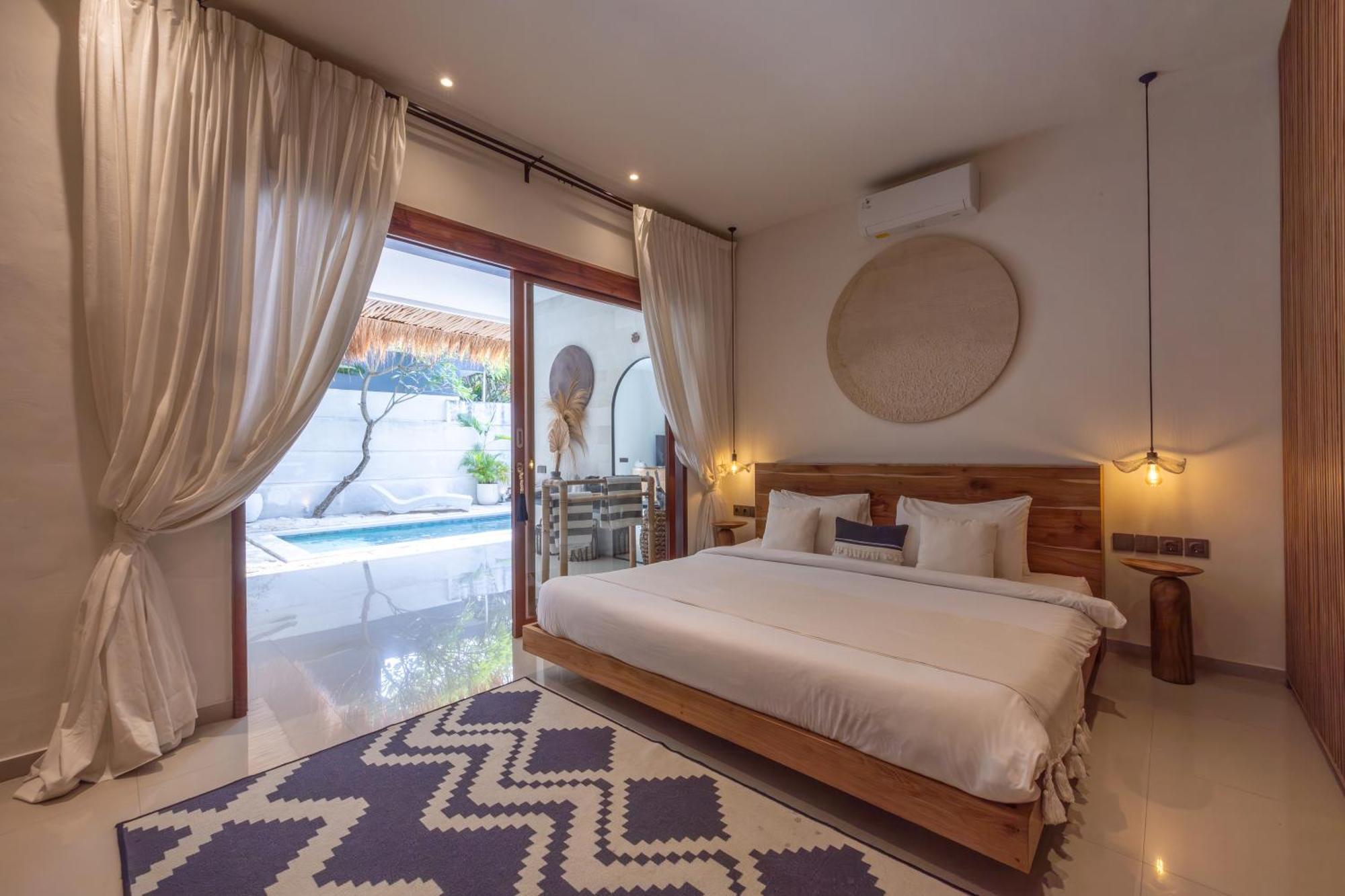 Turan Casa Auri Seminyak Villa Exterior foto