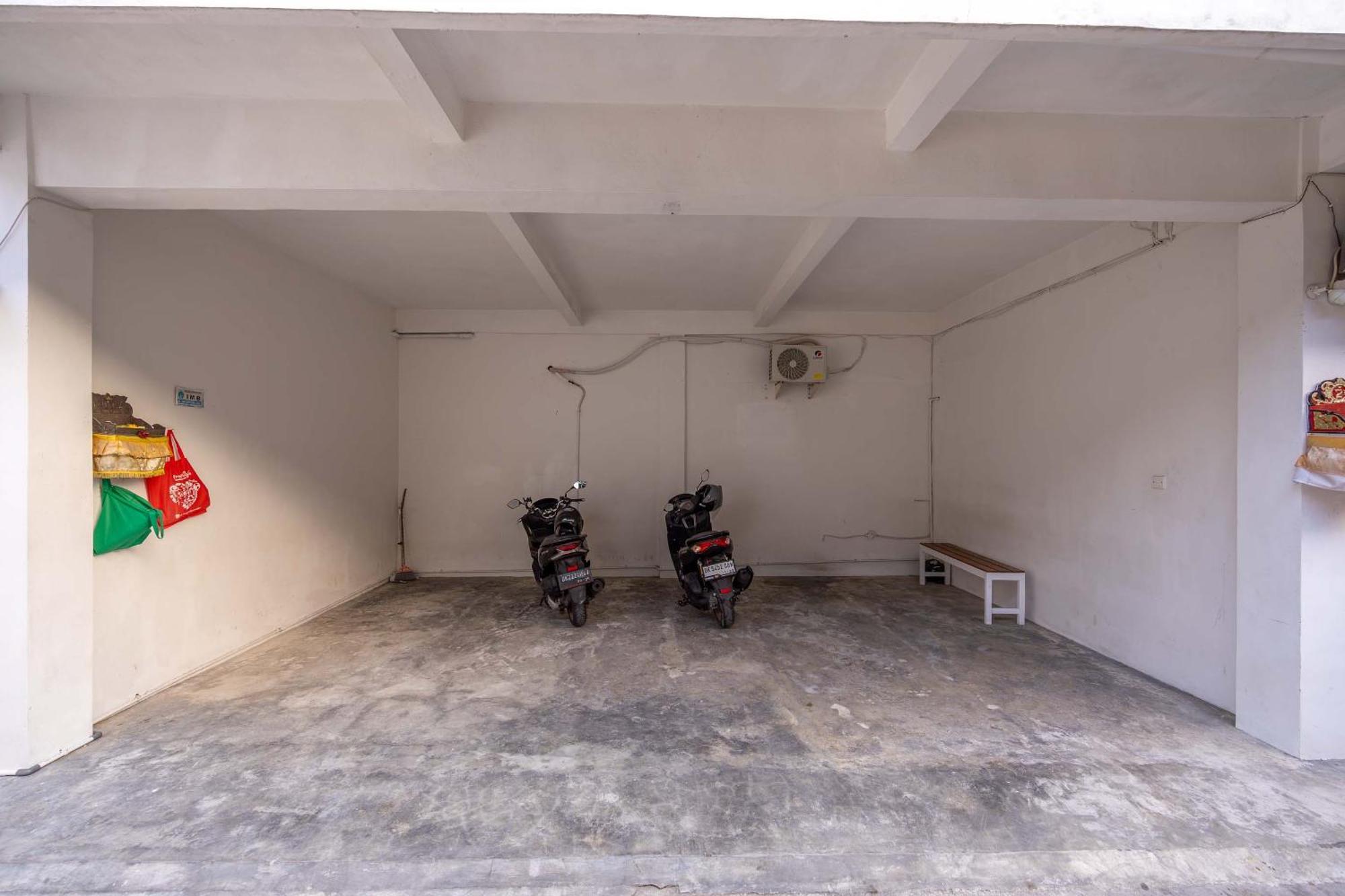Turan Casa Auri Seminyak Villa Exterior foto